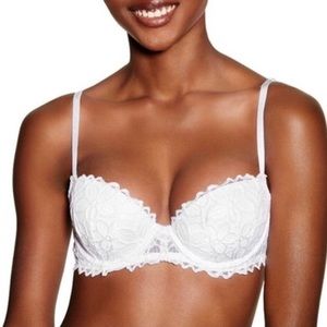 Victoria’s Secret Pink White lace date bra